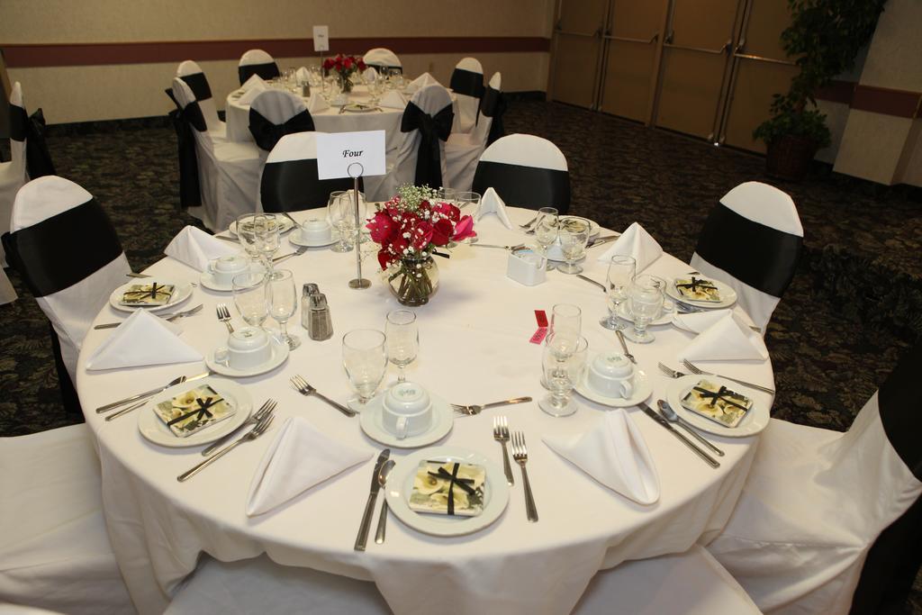 St. Albert Inn & Suites Saint Albert Luaran gambar