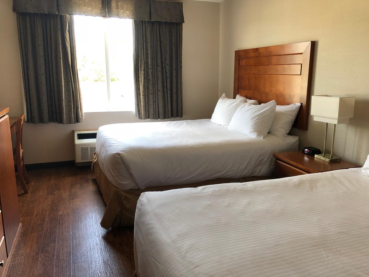 St. Albert Inn & Suites Saint Albert Luaran gambar